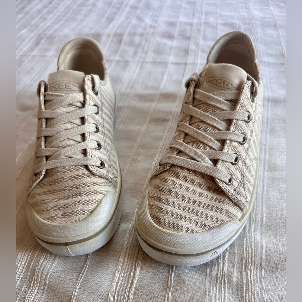 KEEN Women's Elsa IV Canvas Sneakers | Womens 7.5 NWOB